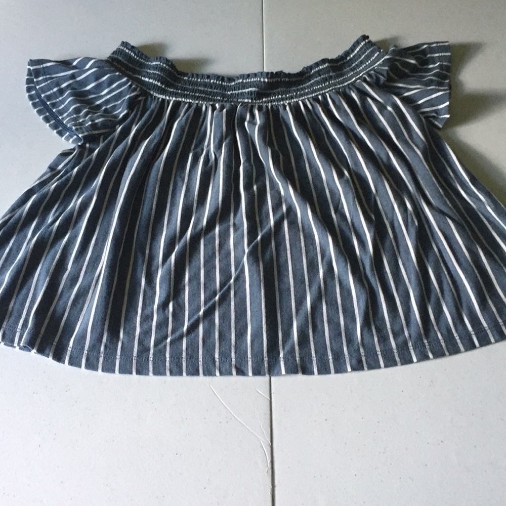 American Eagle Off Shoulder Tee